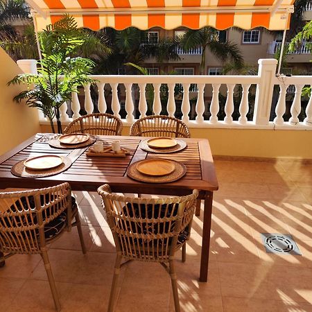 Lovely Primavera Palm Mar Apartment Exterior foto