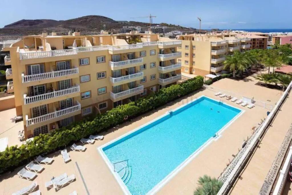 Lovely Primavera Palm Mar Apartment Exterior foto